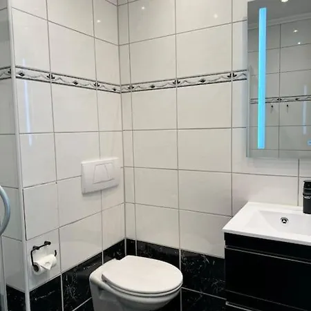 Apartment Nydelig Leilighet, Privat Balkong, Topp Utsikt *